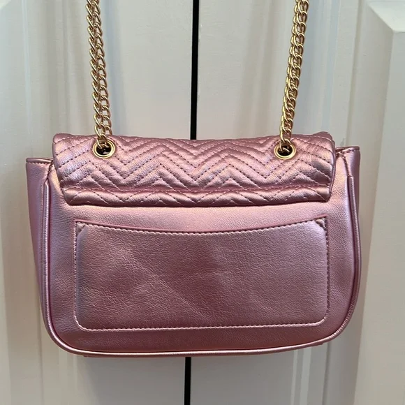 🆕 Malibu Barbie Purse w/gold chain - NWT - Picture 3 of 10